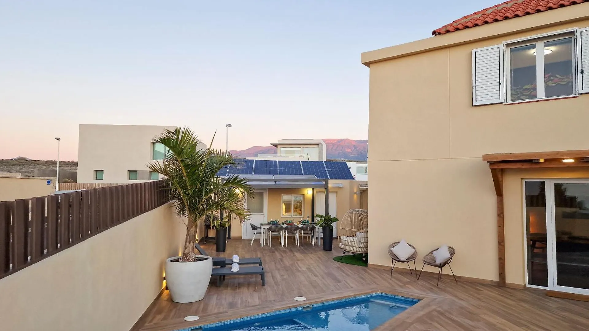 La Casa De Playa - Piscina Y Jacuzzi A 50M Del Mar Vila El Médano Casa de Férias
